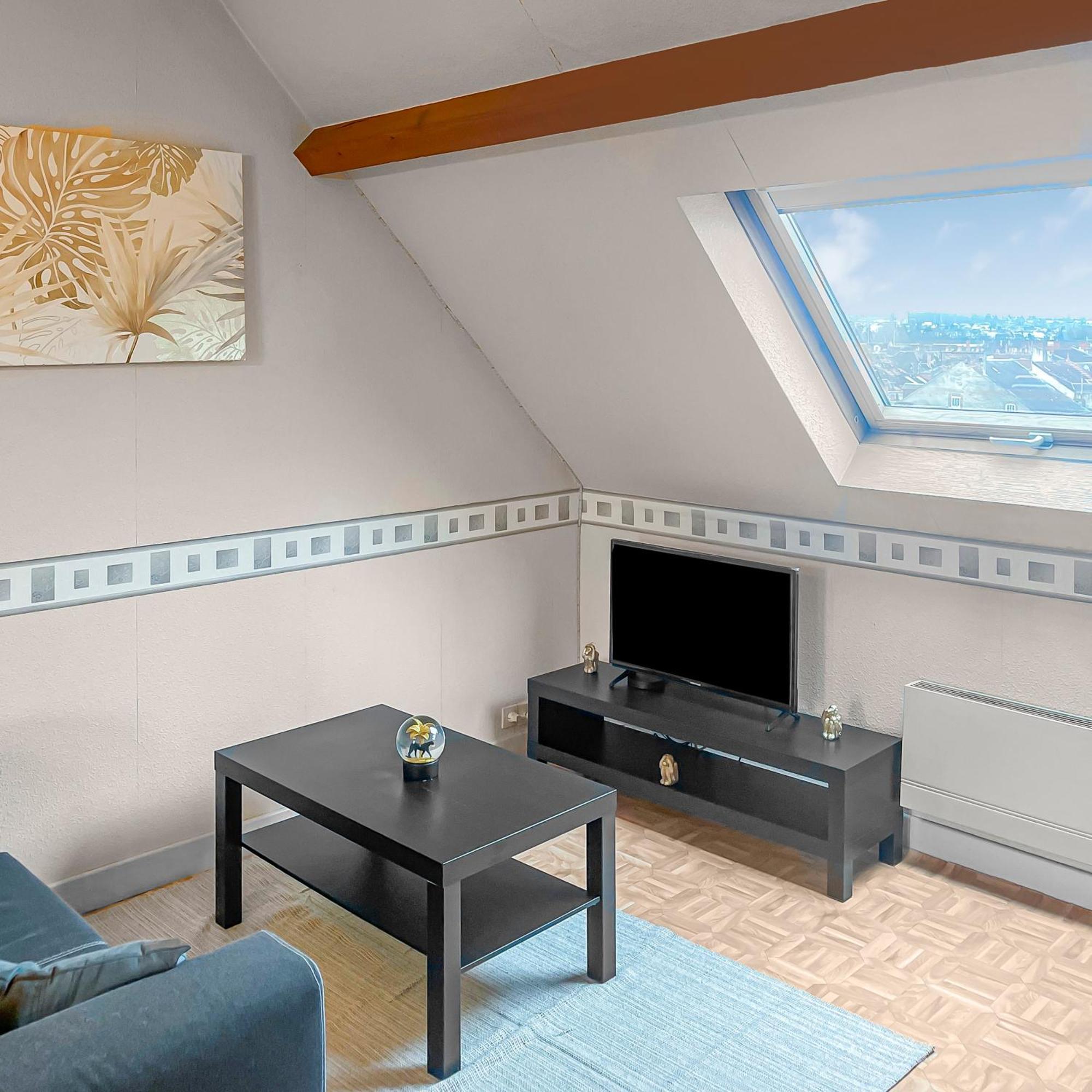 Appartamento Pied-A-Terre A Montluçon Esterno foto