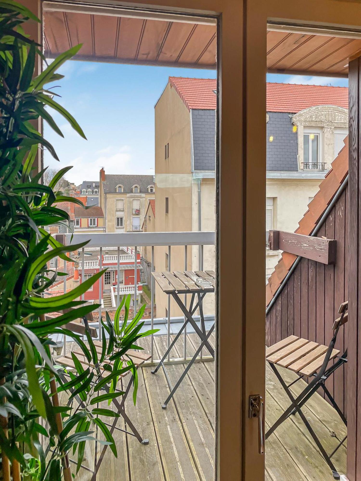 Appartamento Pied-A-Terre A Montluçon Esterno foto